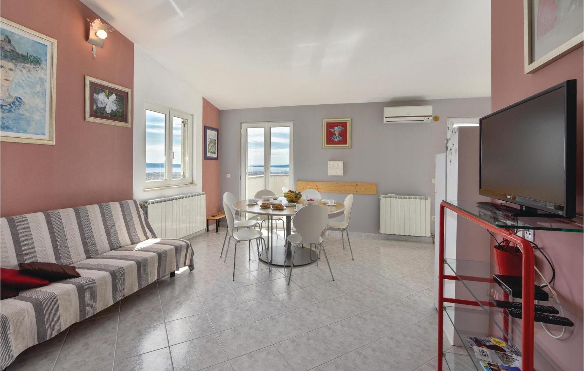 Gorgeous Home In Klis With Wifi Bobani Exterior photo